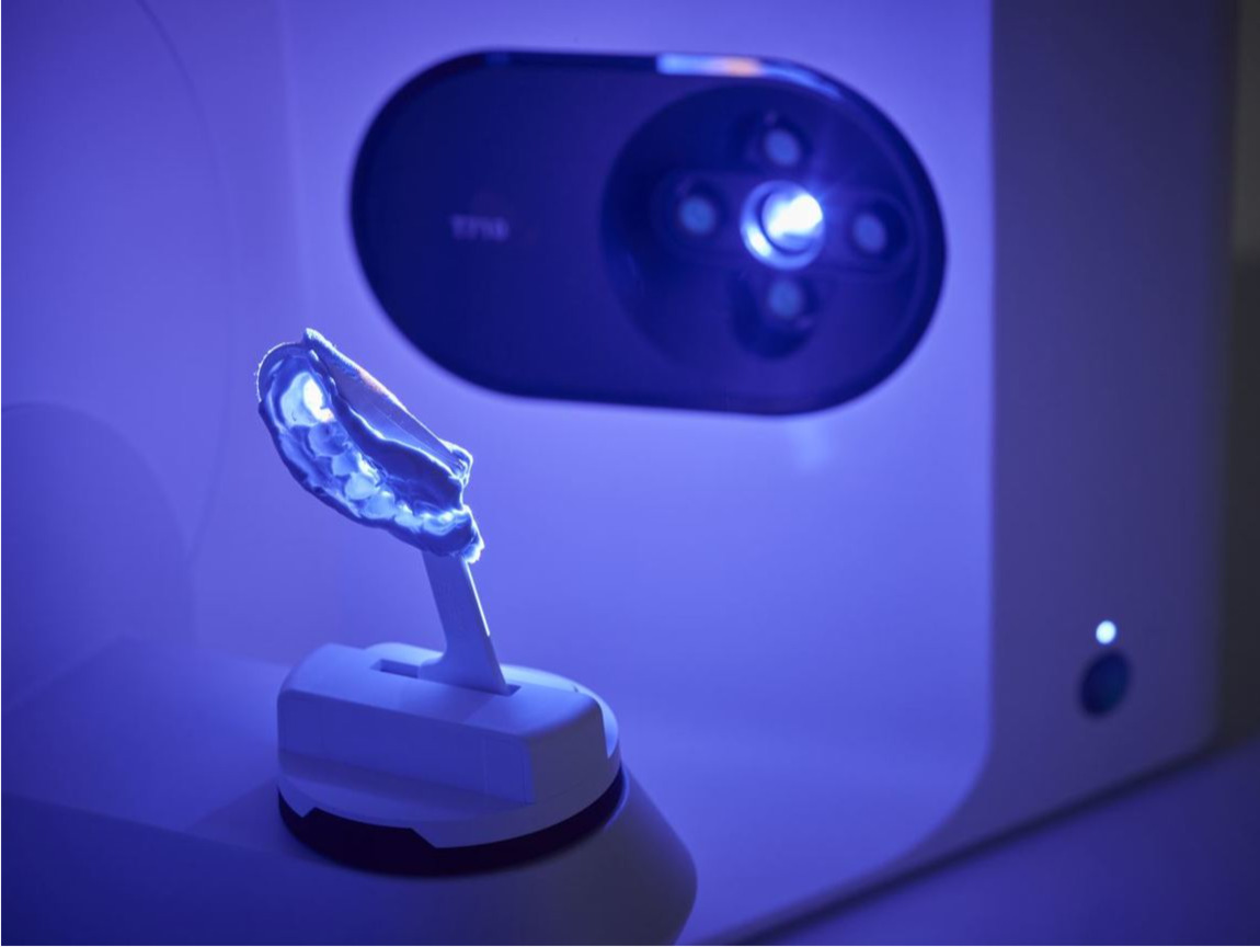 Laboratorní skener Medit T710 - Skenovací rychlost 8 sekund !, přesnost 4 mikrony !